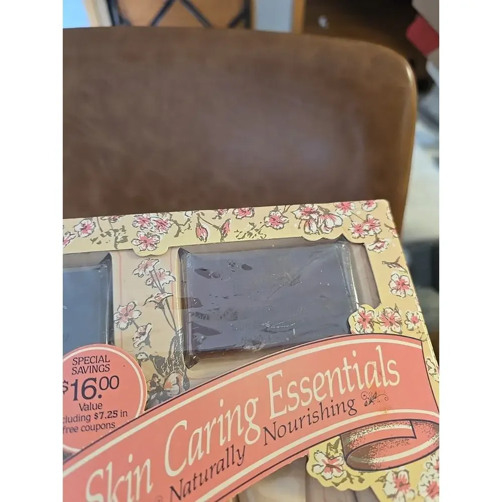 NOS Vtg 90's Mill Creek Skin Care‎ Essentials Nourishing Luxurious Bath Gift Set